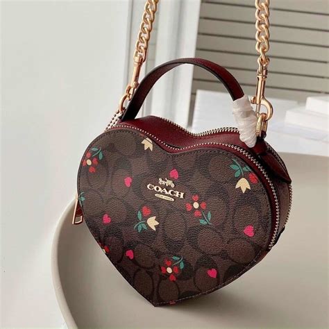 bolsa coach de corazon